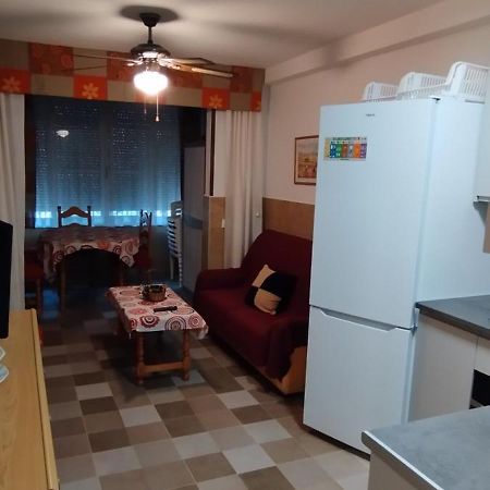 דירות אורופסה דל מר Urbanizacion La Barca מראה חיצוני תמונה
